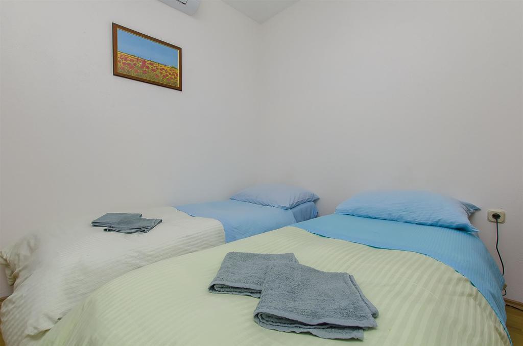 Rooms Marijana Caporice Esterno foto