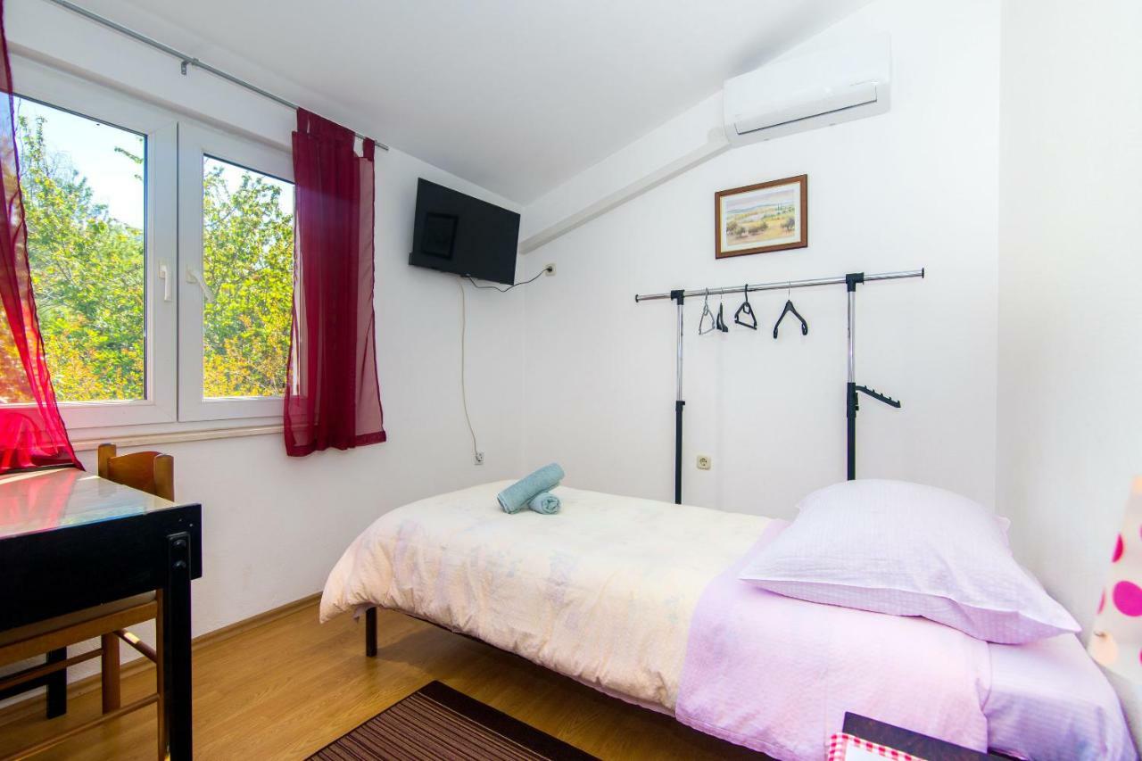 Rooms Marijana Caporice Esterno foto